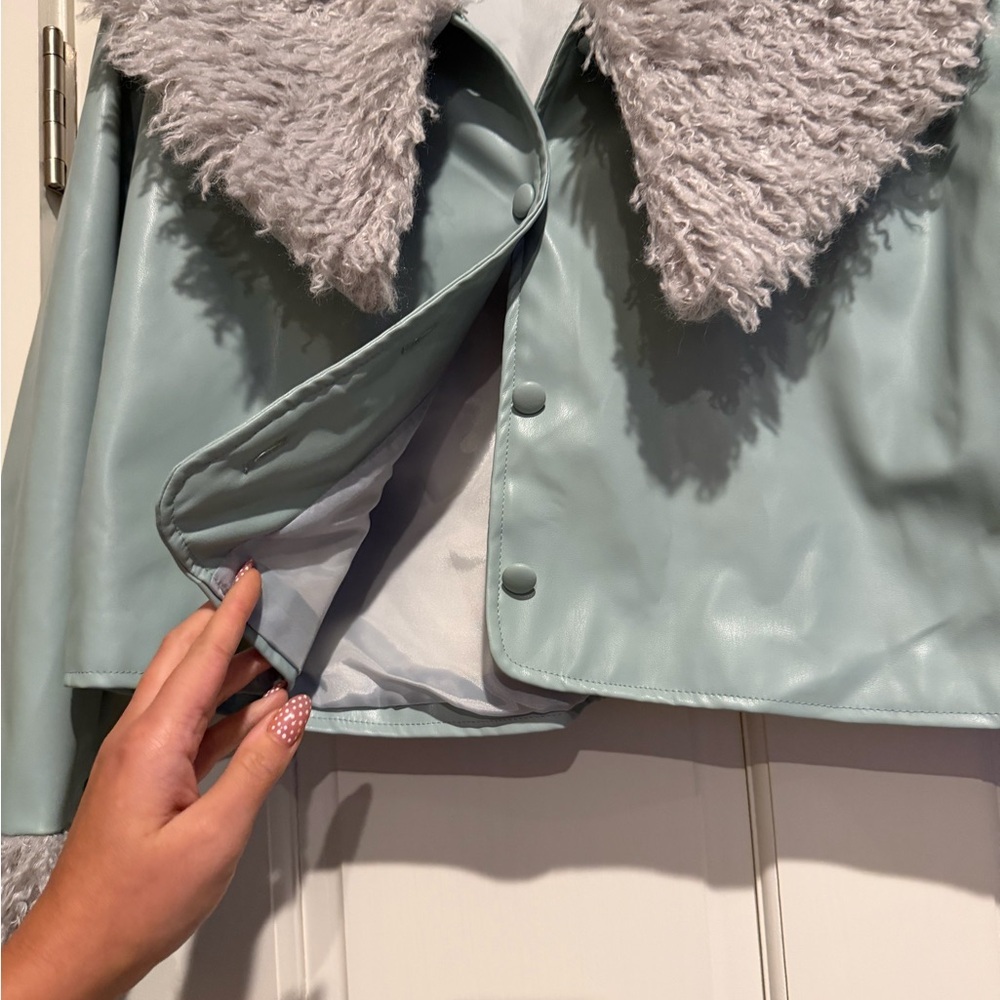 Blue B Collection Cropped Light Blue Leather Jacket with Faux Fur Trim Winter - Picture 3 of 8